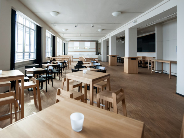 Café Oelsner tabouret PilPil