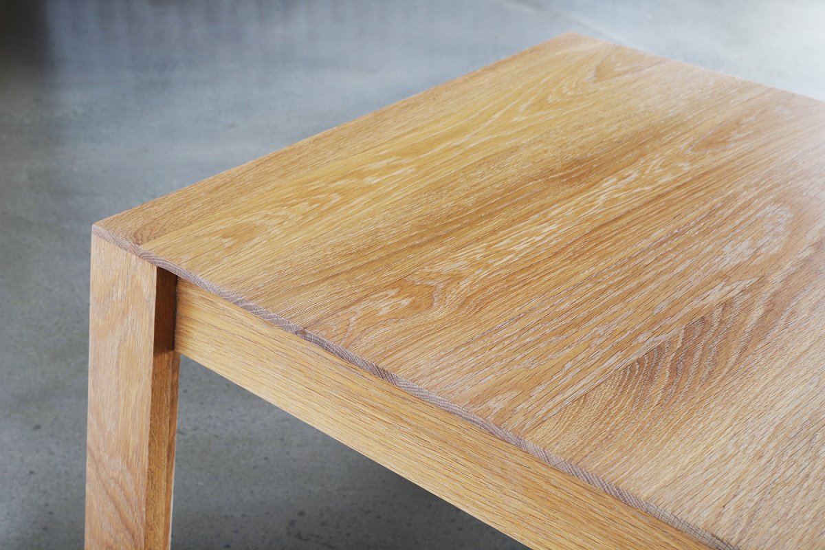 Table basse Aix en chêne d'occasion - Finitions réalisées à la main aux huilles naturelles