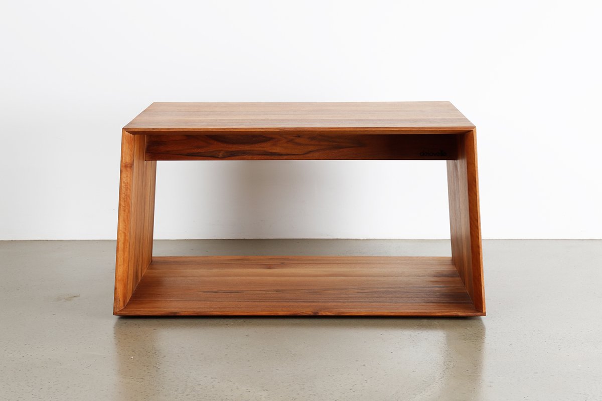 Table basse Anouk en noyer - Table basse design fabriqué en France