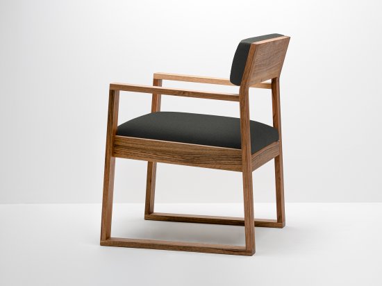 Fauteuil Scandinave design en bois et tissu - AIX