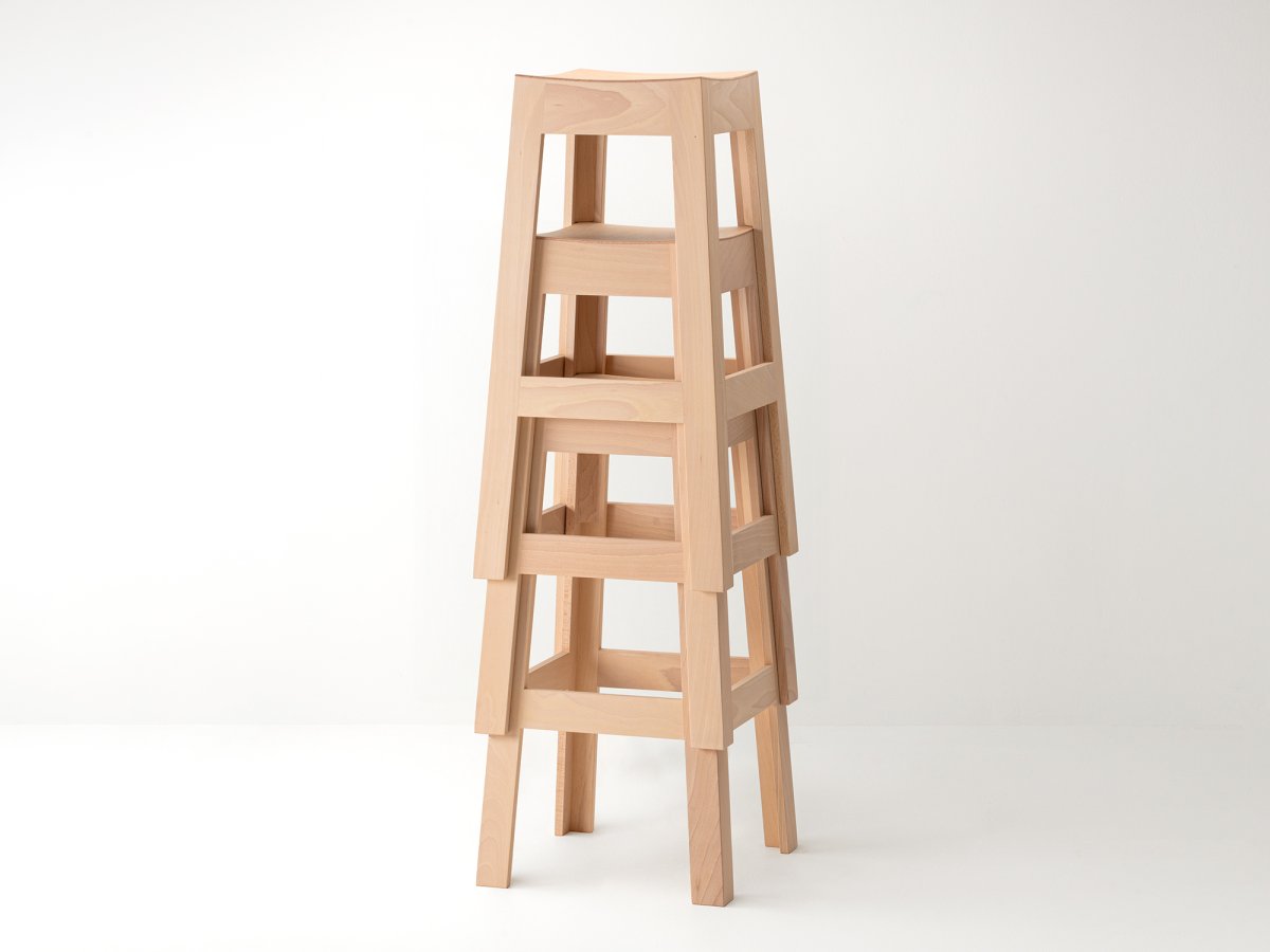Tabouret au design empilable 100 % fabirqué en France - Wak