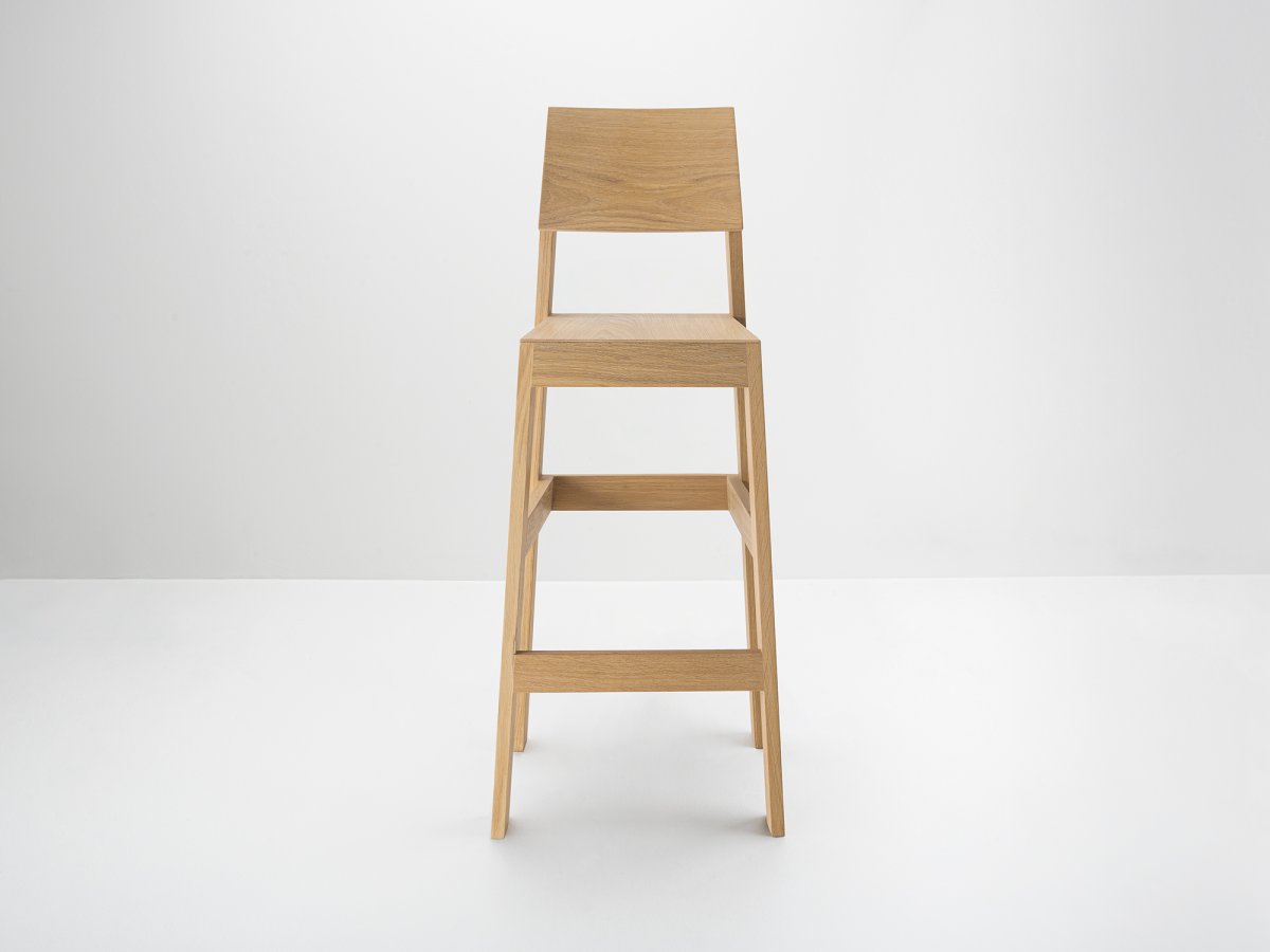 Tabouret de bar avec dossier en bois de chêne français - PilPil