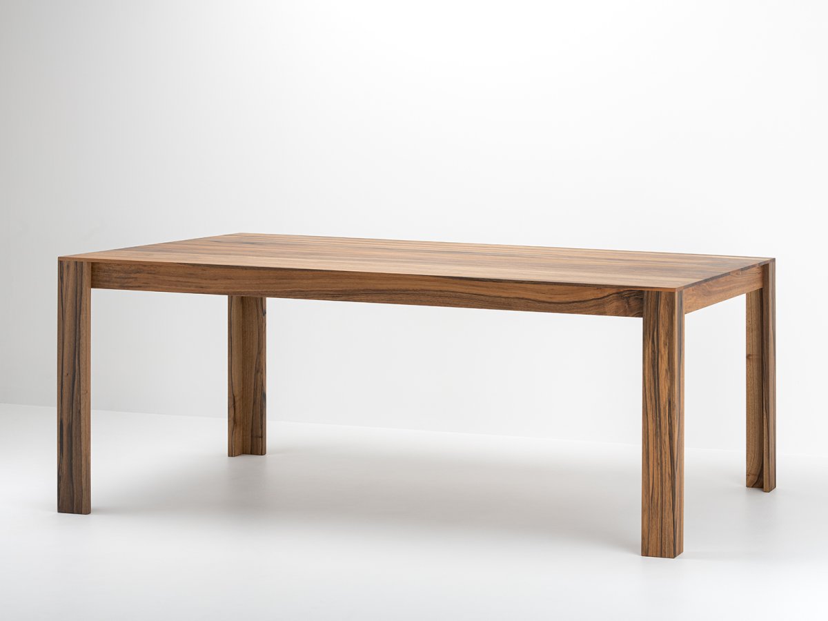 Table de repas en Noyer Meuble Design fabriqué en France - Elmar