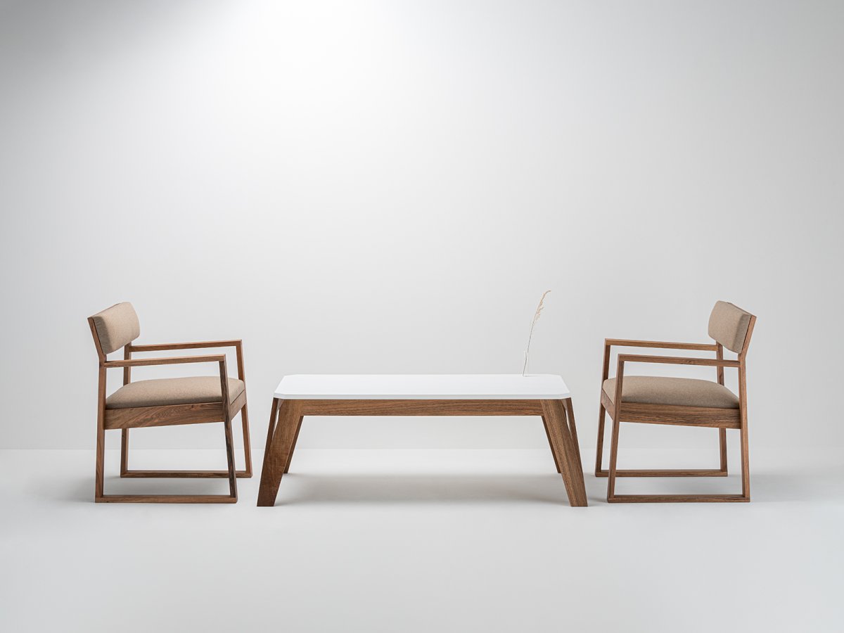Table basse et fauteuils scandinave et résine - table basse MéliMélo et fauteuils Aix