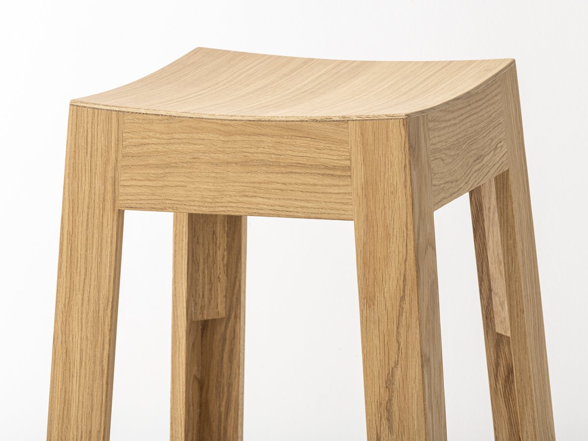Assise de tabouret concave en bois made in France